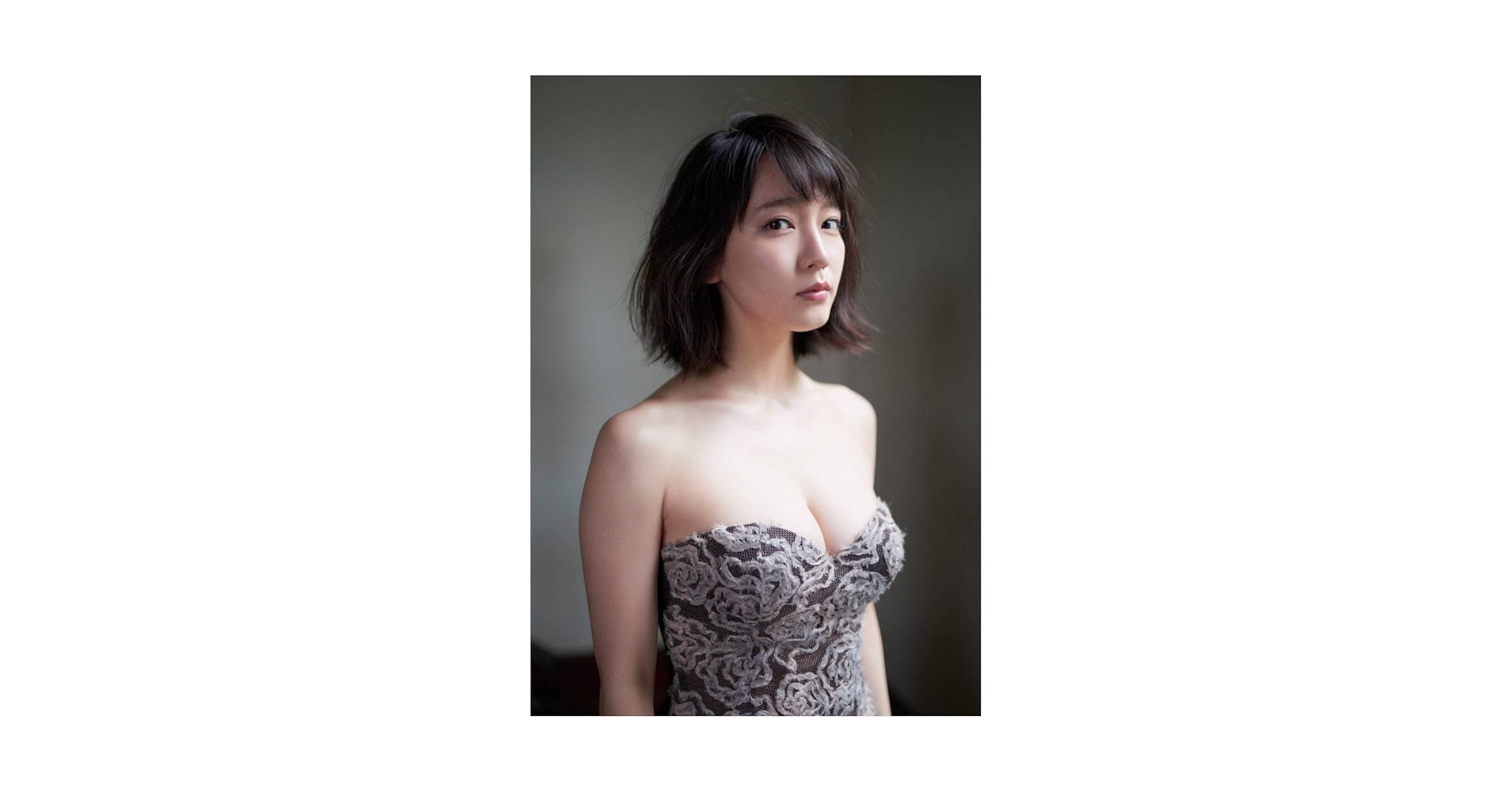 Amazon.co.jp: 吉岡里帆_4 写真10枚 2Lサイズ 女優 : おもちゃ